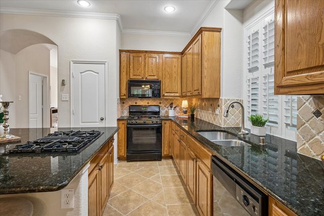 2824 Lacompte Drive, Dallas, TX 75227