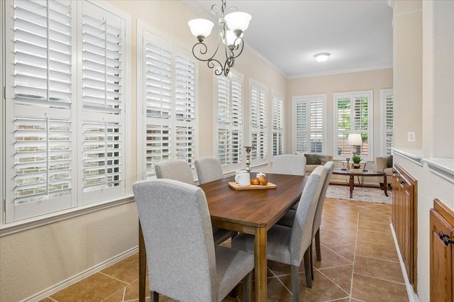 2824 Lacompte Drive, Dallas, TX 75227