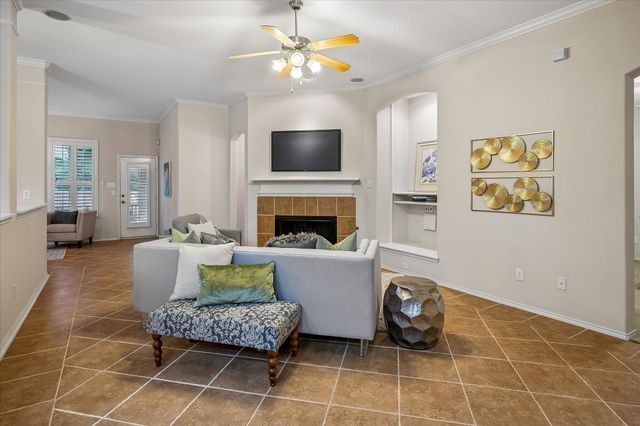2824 Lacompte Drive, Dallas, TX 75227