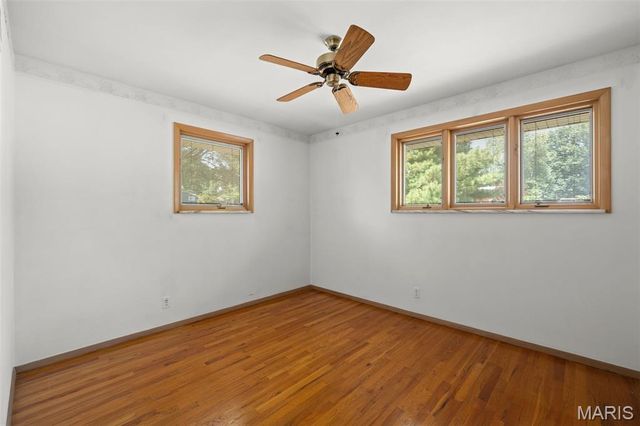 5018 Cold Springs Lane, St Louis, MO 63128