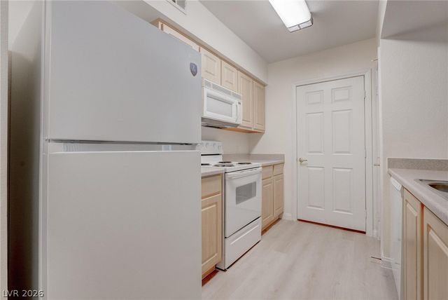 6955 North Durango Drive 3032, Las Vegas, NV 89149