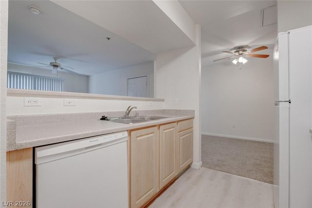 6955 North Durango Drive 3032, Las Vegas, NV 89149