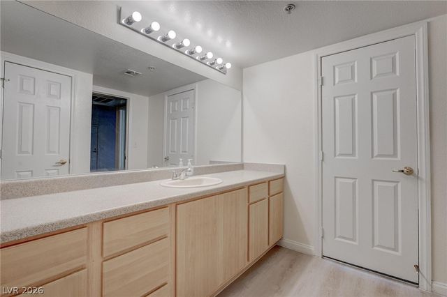 6955 North Durango Drive 3032, Las Vegas, NV 89149