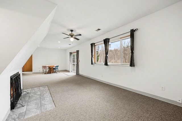 15195 Waterloo-Munith Road, Waterloo Twp, MI 49240