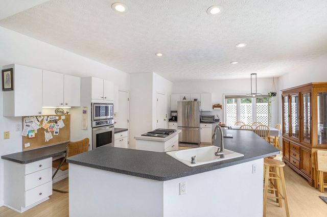 15195 Waterloo-Munith Road, Waterloo Twp, MI 49240