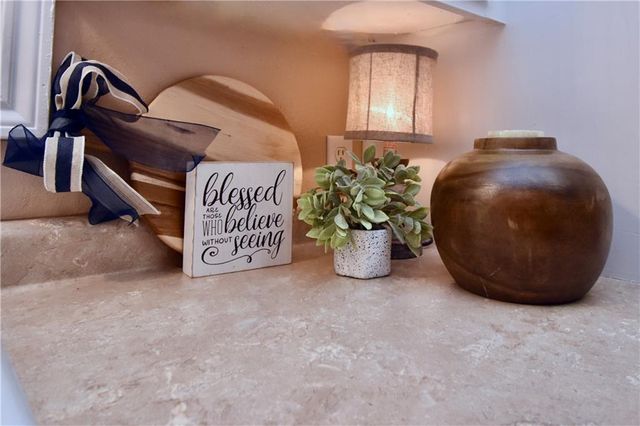 8633 RIDGEMONT Drive, Pineville, LA 71360