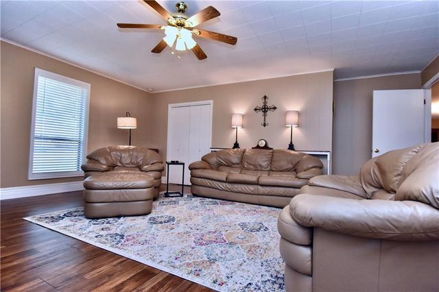 8633 RIDGEMONT Drive, Pineville, LA 71360