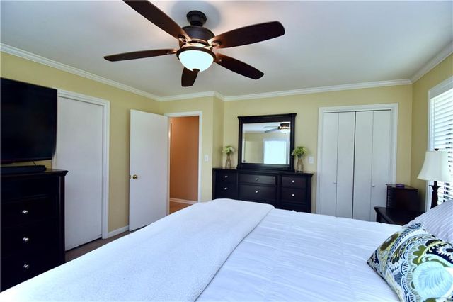 8633 RIDGEMONT Drive, Pineville, LA 71360