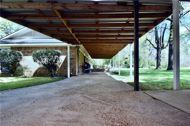 8633 RIDGEMONT Drive, Pineville, LA 71360