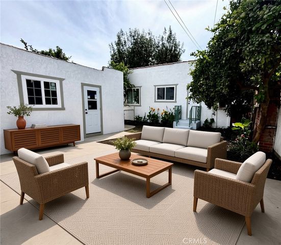 6072 Myrtle Avenue, Long Beach, CA 90805