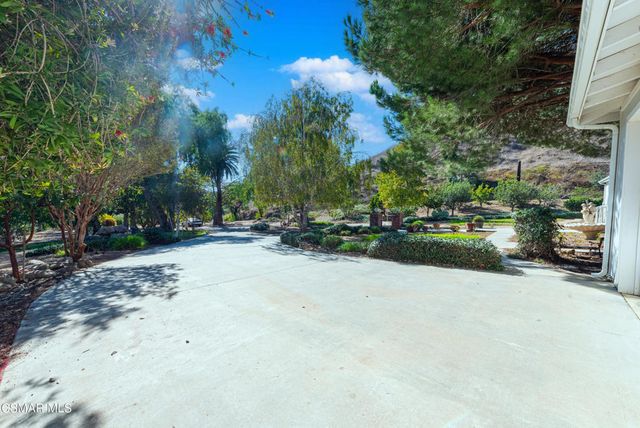 1057 La Loma Avenue, Somis, CA 93066