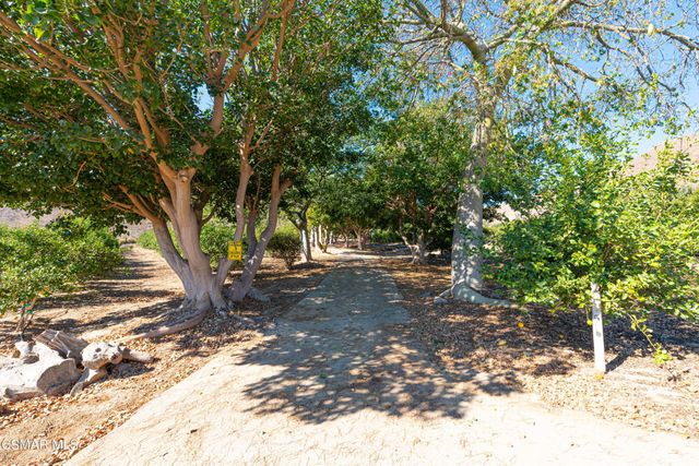 1057 La Loma Avenue, Somis, CA 93066