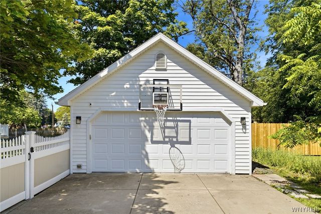 4316 Clinton Street, West Seneca, NY 14224