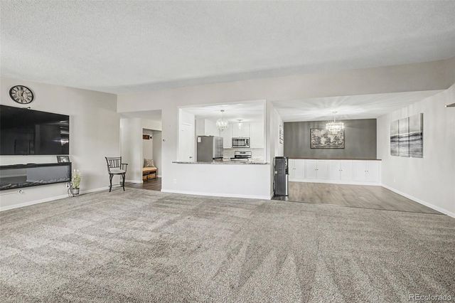 3164 S Wheeling Way 408, Aurora, CO 80014