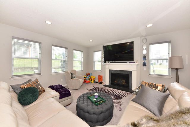 7355 N Cassie AVENUE, Milwaukee, WI 53224