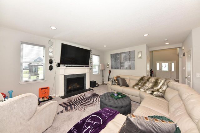7355 N Cassie AVENUE, Milwaukee, WI 53224