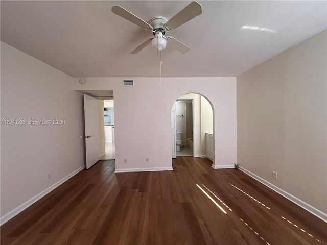 5661 Riverside Drive 101B7, Coral Springs, FL 33067