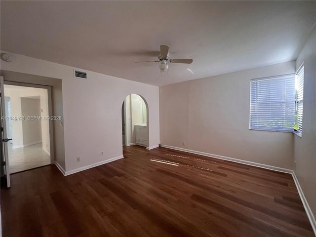 5661 Riverside Drive 101B7, Coral Springs, FL 33067