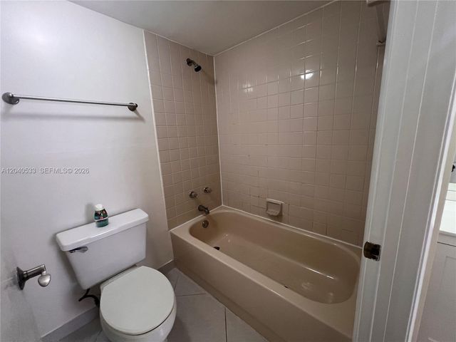 5661 Riverside Drive 101B7, Coral Springs, FL 33067