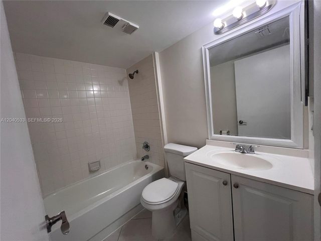 5661 Riverside Drive 101B7, Coral Springs, FL 33067