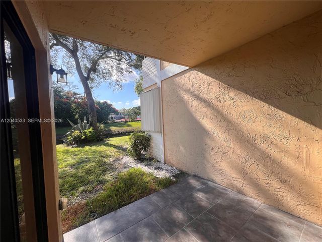 5661 Riverside Drive 101B7, Coral Springs, FL 33067