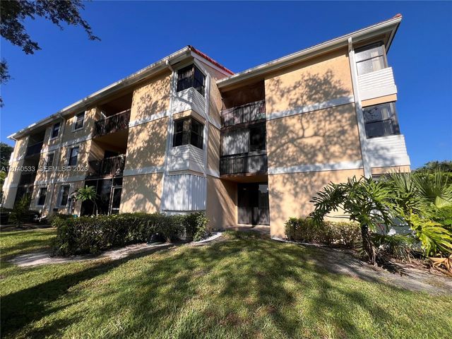 5661 Riverside Drive 101B7, Coral Springs, FL 33067