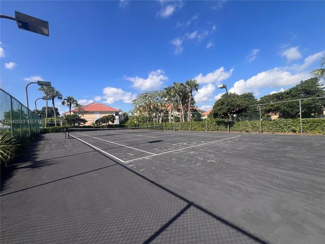 5661 Riverside Drive 101B7, Coral Springs, FL 33067