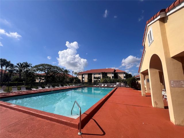 5661 Riverside Drive 101B7, Coral Springs, FL 33067