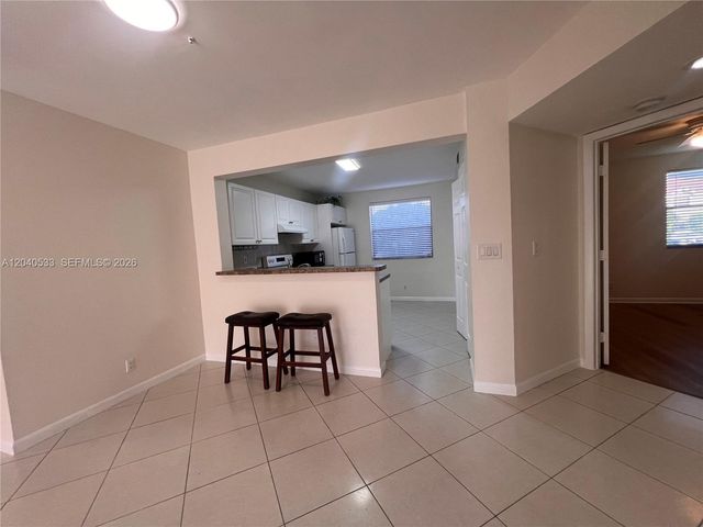 5661 Riverside Drive 101B7, Coral Springs, FL 33067
