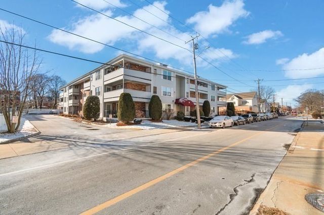 24 South Street 38, Medford, MA 02155