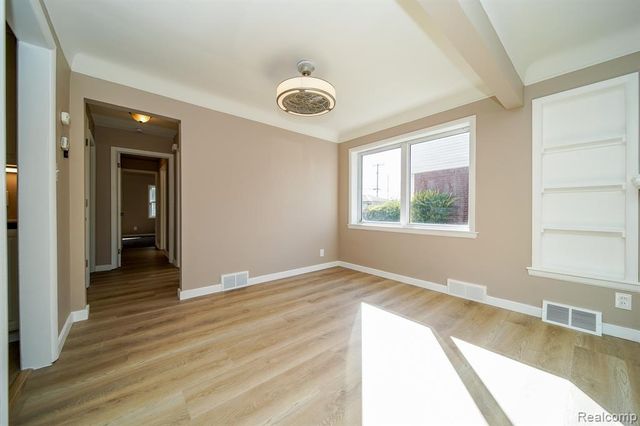 16544 Stricker Avenue, Eastpointe, MI 48021