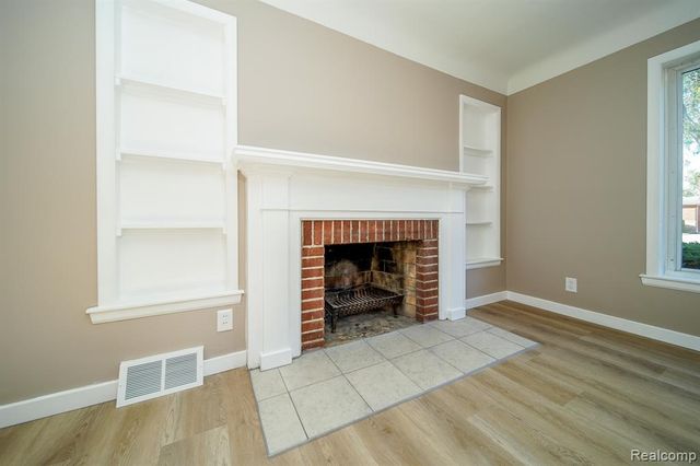 16544 Stricker Avenue, Eastpointe, MI 48021