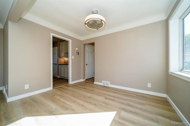 16544 Stricker Avenue, Eastpointe, MI 48021