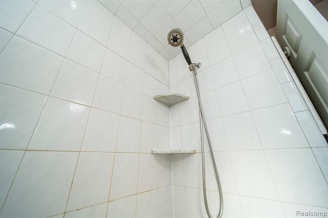 16544 Stricker Avenue, Eastpointe, MI 48021