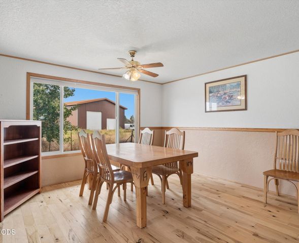 4450 NE 29th Court, Redmond, OR 97756
