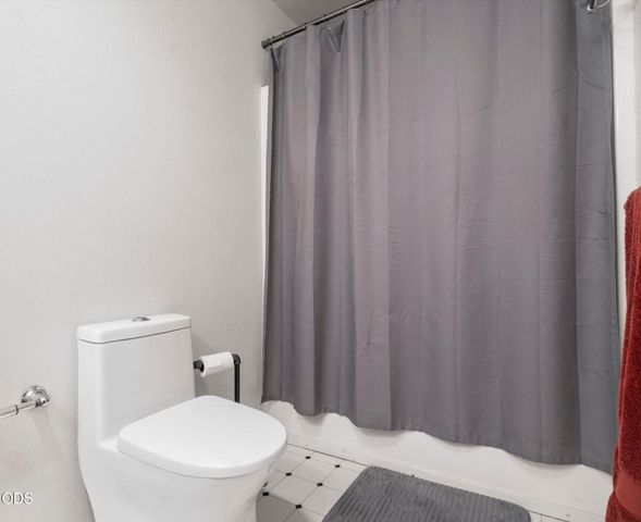 4450 NE 29th Court, Redmond, OR 97756