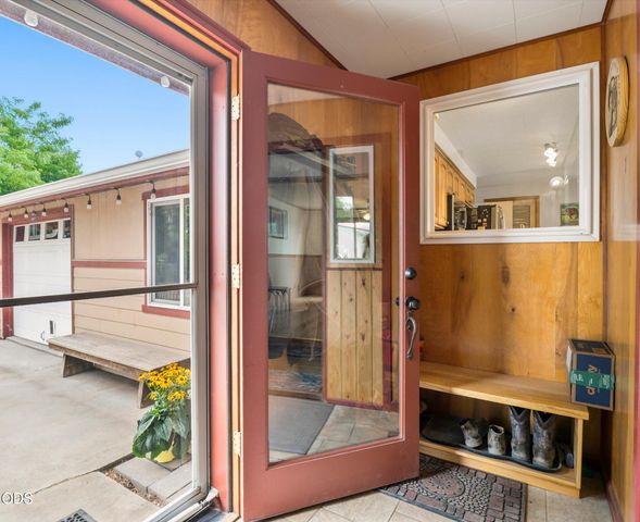4450 NE 29th Court, Redmond, OR 97756