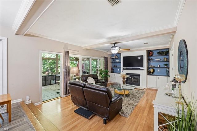 533 Broad Bend Circle, Chesapeake, VA 23320