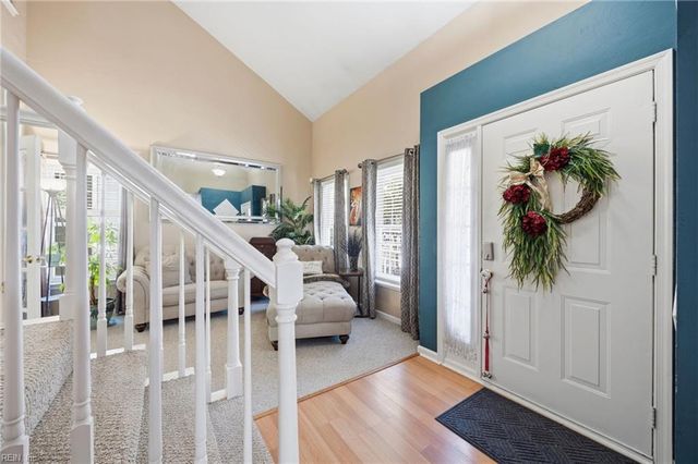 533 Broad Bend Circle, Chesapeake, VA 23320
