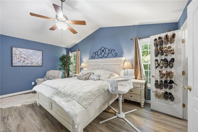 533 Broad Bend Circle, Chesapeake, VA 23320