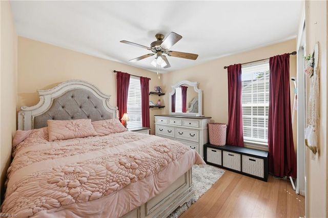 533 Broad Bend Circle, Chesapeake, VA 23320
