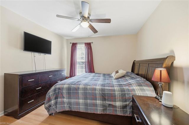 533 Broad Bend Circle, Chesapeake, VA 23320