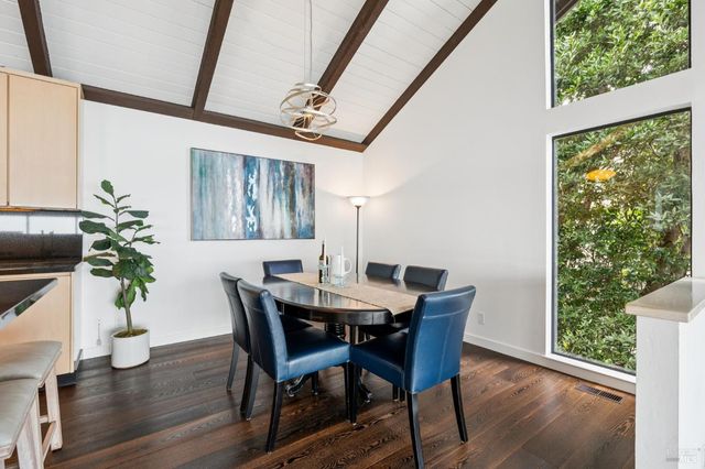 132 Sugarloaf Dr, Tiburon, CA 94920