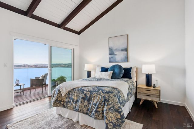 132 Sugarloaf Dr, Tiburon, CA 94920