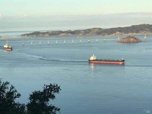 132 Sugarloaf Dr, Tiburon, CA 94920