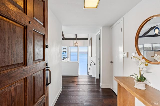 132 Sugarloaf Dr, Tiburon, CA 94920