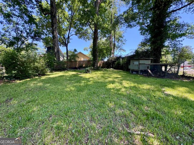 621 Rufus Henderson Drive, Scottdale, GA 30079
