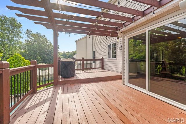 7754 Boatside Drive, Dardenne Prairie, MO 63368