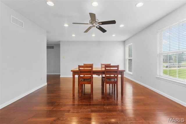 7754 Boatside Drive, Dardenne Prairie, MO 63368