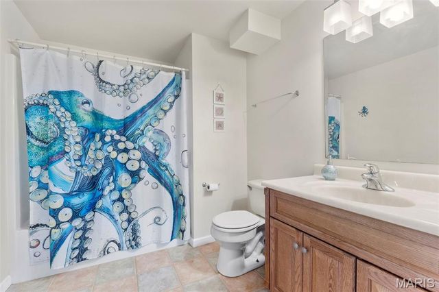 7754 Boatside Drive, Dardenne Prairie, MO 63368